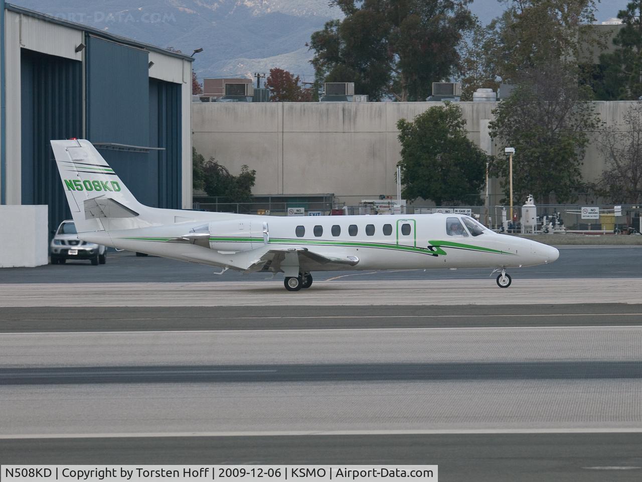 N508KD, 1991 Cessna 560 C/N 5600147, N508KD taxiing