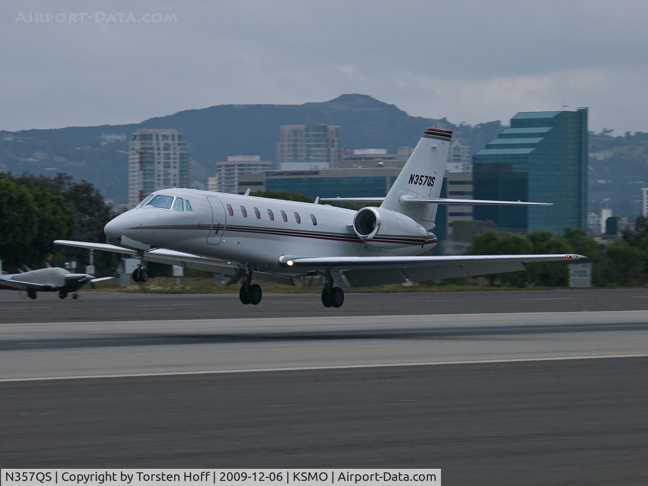 N357QS, 2007 Cessna 680 Citation Sovereign C/N 680-0155, N357QS arriving on RWY 21
