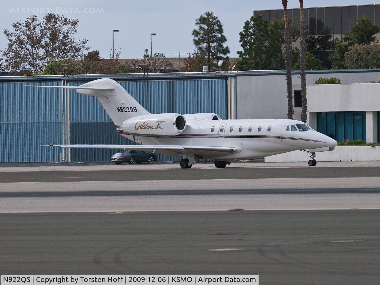 N922QS, 2008 Cessna 750 Citation X Citation X C/N 750-0293, N922QS taxiing