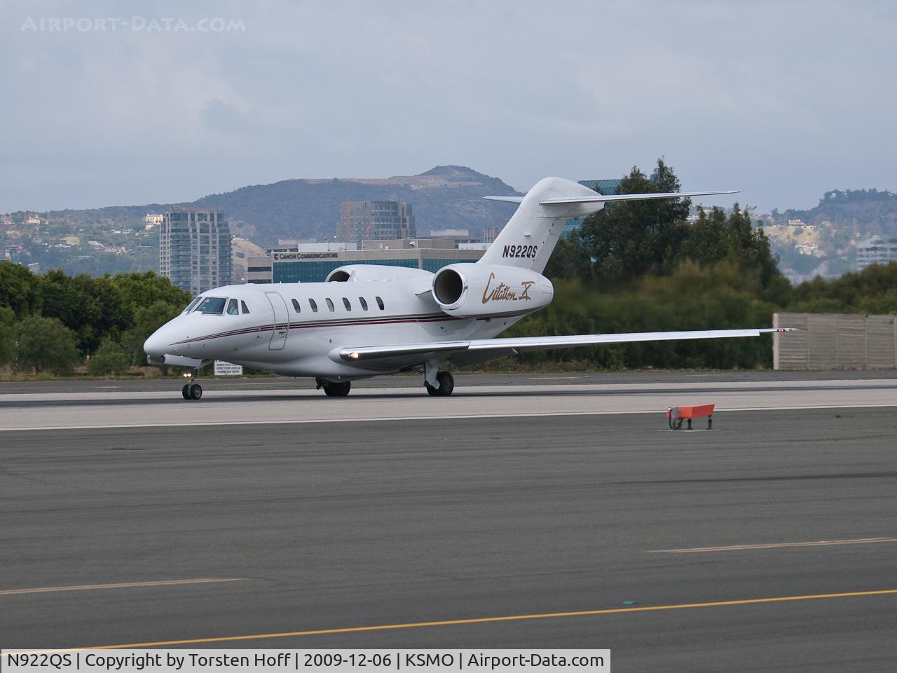 N922QS, 2008 Cessna 750 Citation X Citation X C/N 750-0293, N922QS departing from RWY 21