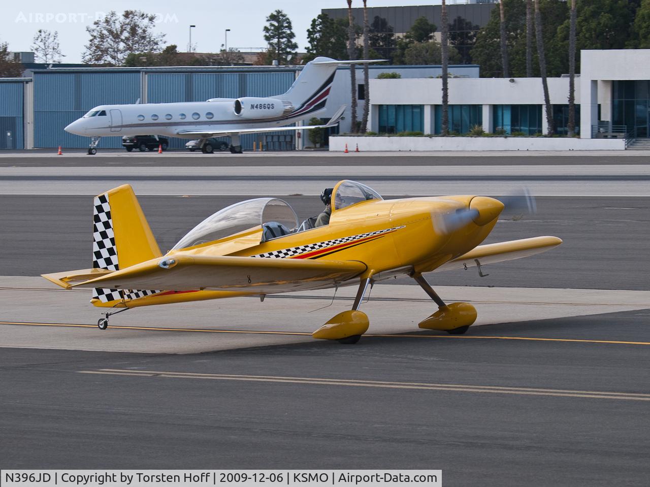 N396JD, 2005 Vans RV-8 C/N 81923, N396JD taxiing