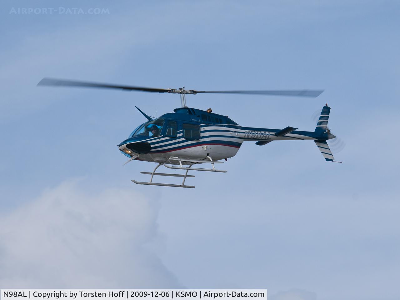N98AL, 1980 Bell 206B JetRanger III C/N 2985, N98AL arriving on RWY 21