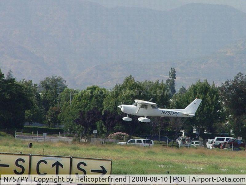 N757PY, 1977 Cessna 152 C/N 15279907, Lift off westbound