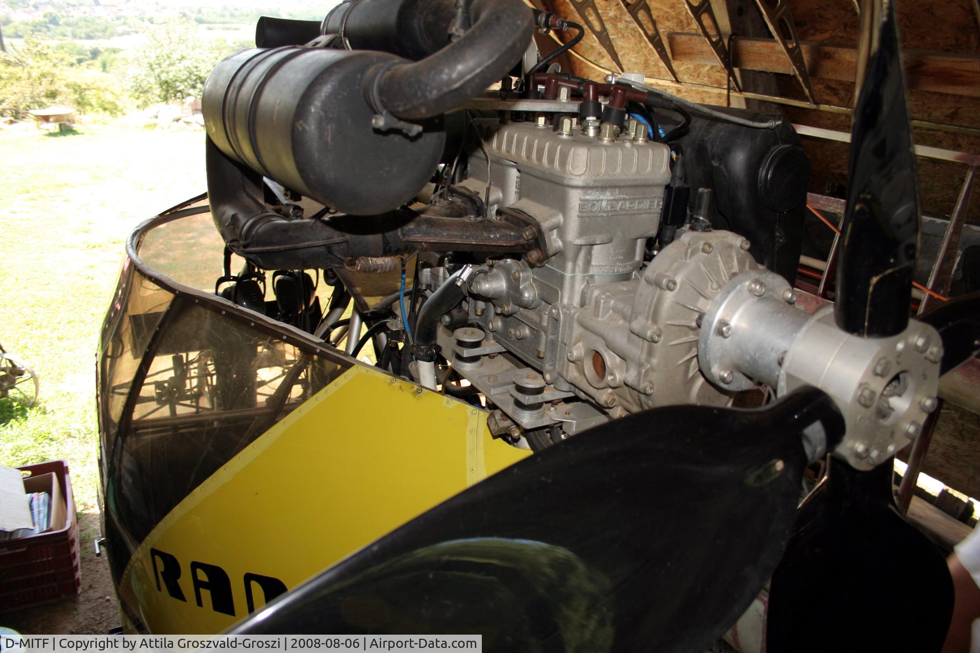 D-MITF, 2001 Rans S-12 Airaile C/N 0192168, Szentendre, on the yard of a private house. Bombardier engine.