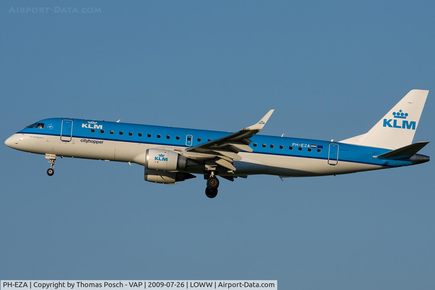 PH-EZA, 2008 Embraer 190LR (ERJ-190-100LR) C/N 19000224, KLM Cityhopper