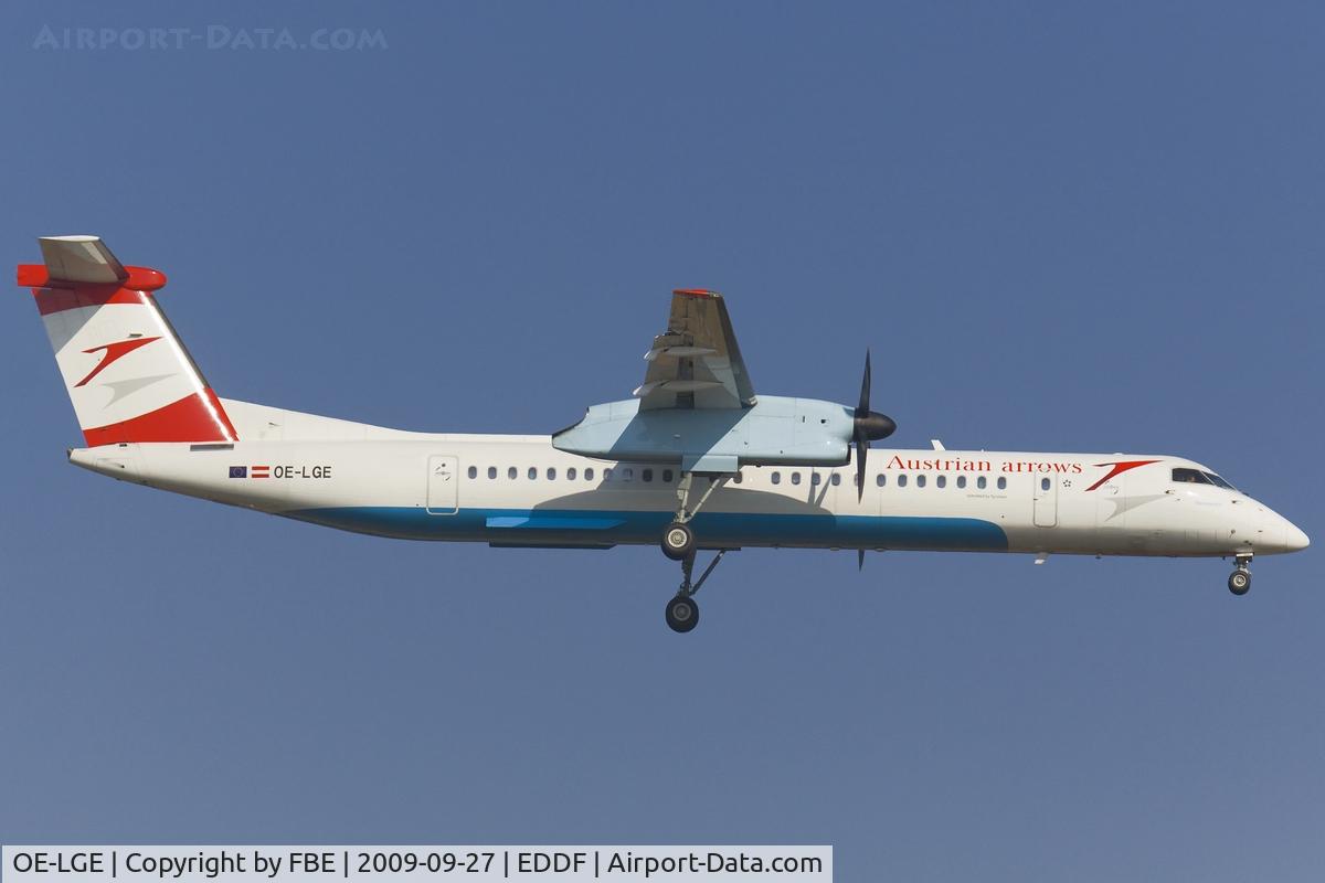 OE-LGE, 2001 De Havilland Canada DHC-8-402Q Dash 8 C/N 4042, short final RW07R