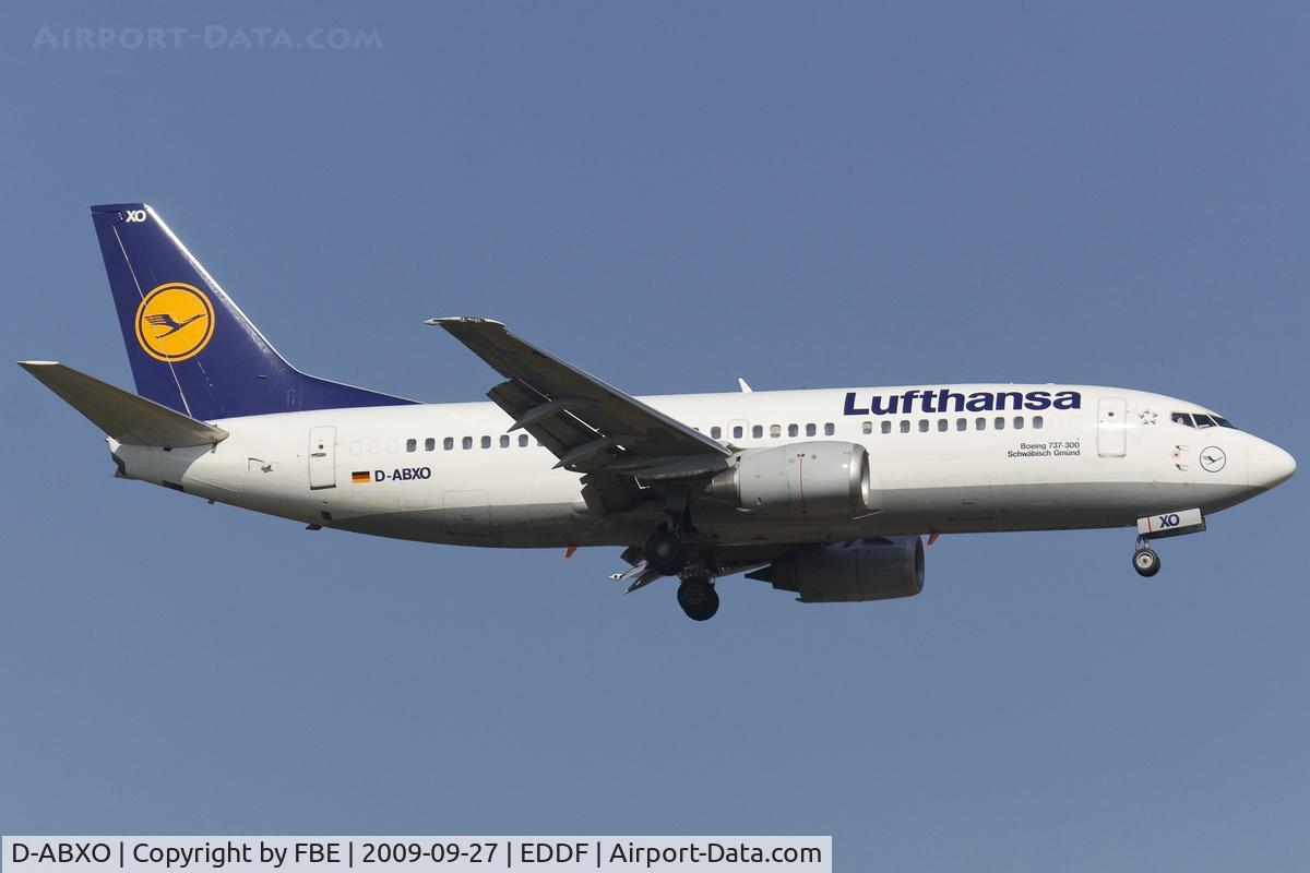 D-ABXO, 1987 Boeing 737-330 C/N 23873, short final RW07R