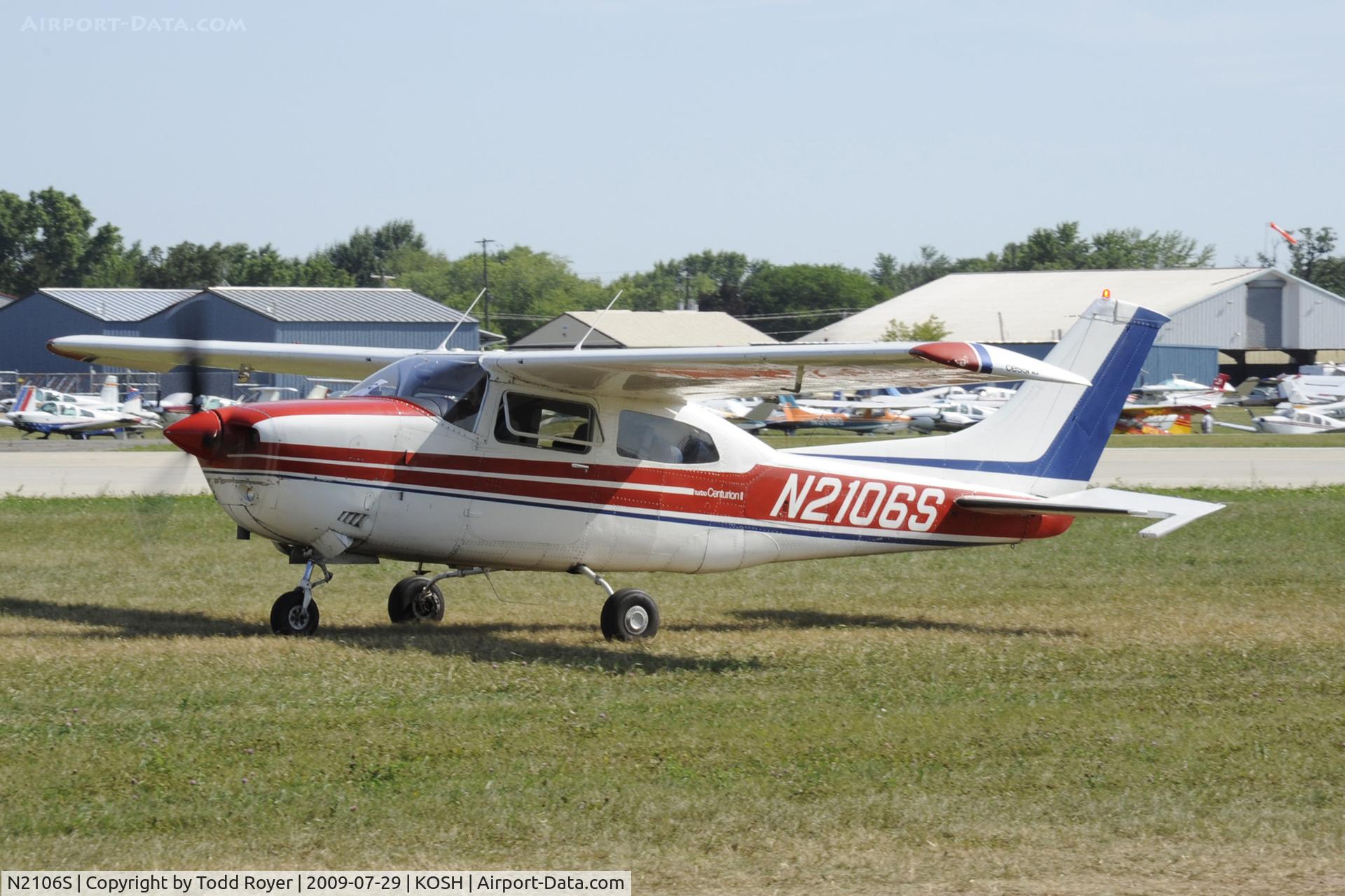 N2106S, 1975 Cessna T210L Turbo Centurion C/N 21061070, EAA AIRVENTURE 2009