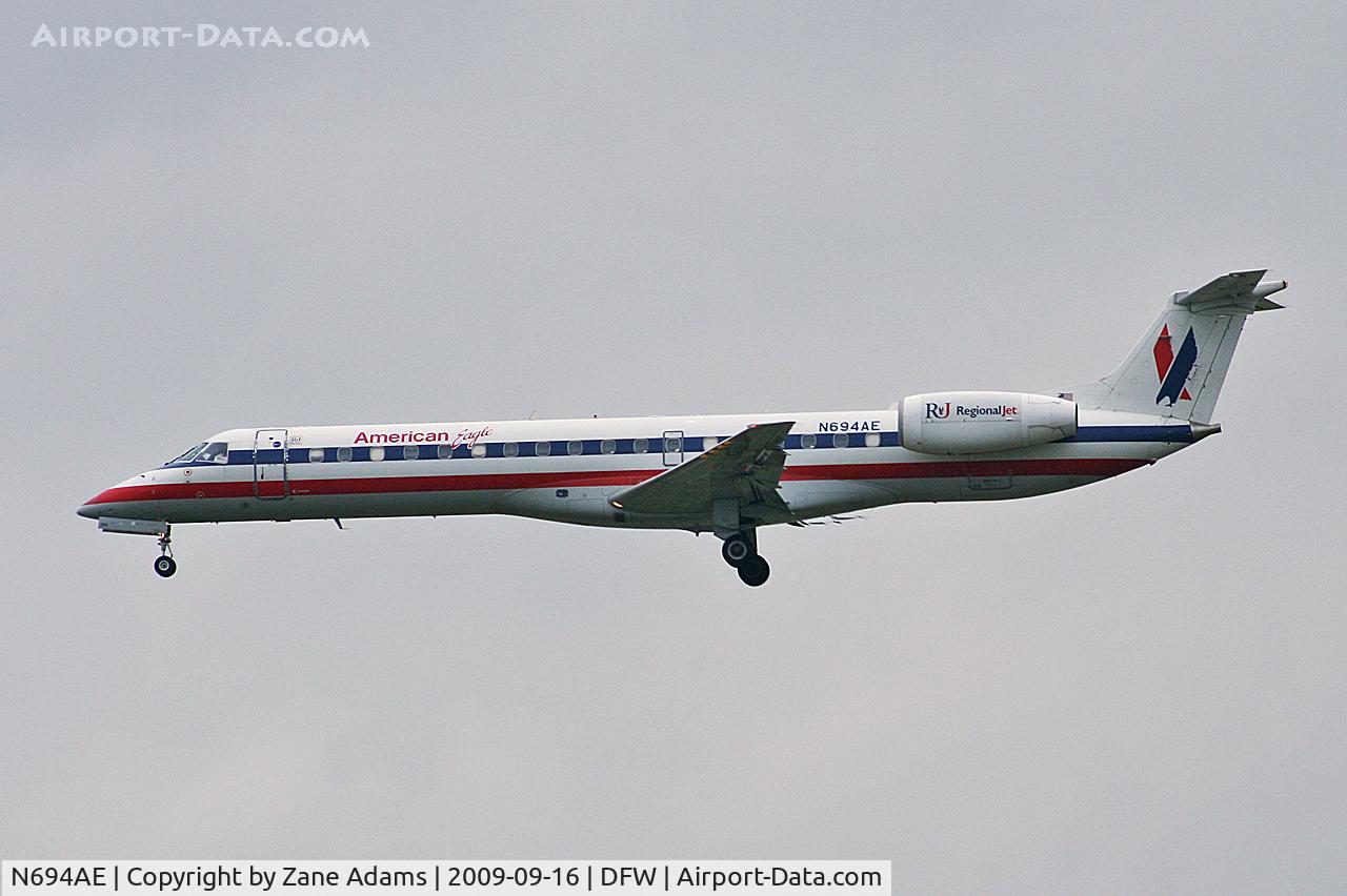 N694AE, 2004 Embraer ERJ-145LR (EMB-145LR) C/N 14500869, American Eagle at DFW