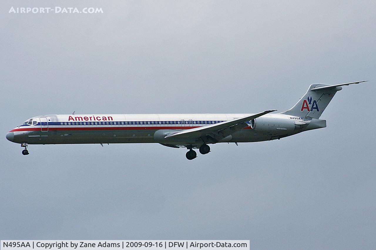 N495AA, 1989 McDonnell Douglas MD-82 (DC-9-82) C/N 49733, American Airlines at DFW