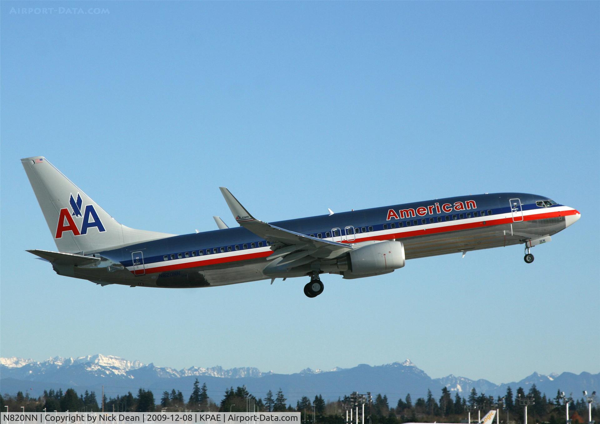 N820NN, 2009 Boeing 737-823 C/N 29559, KPAE Boeing 231 on the missed and departing back to KRNT which is very unusual.