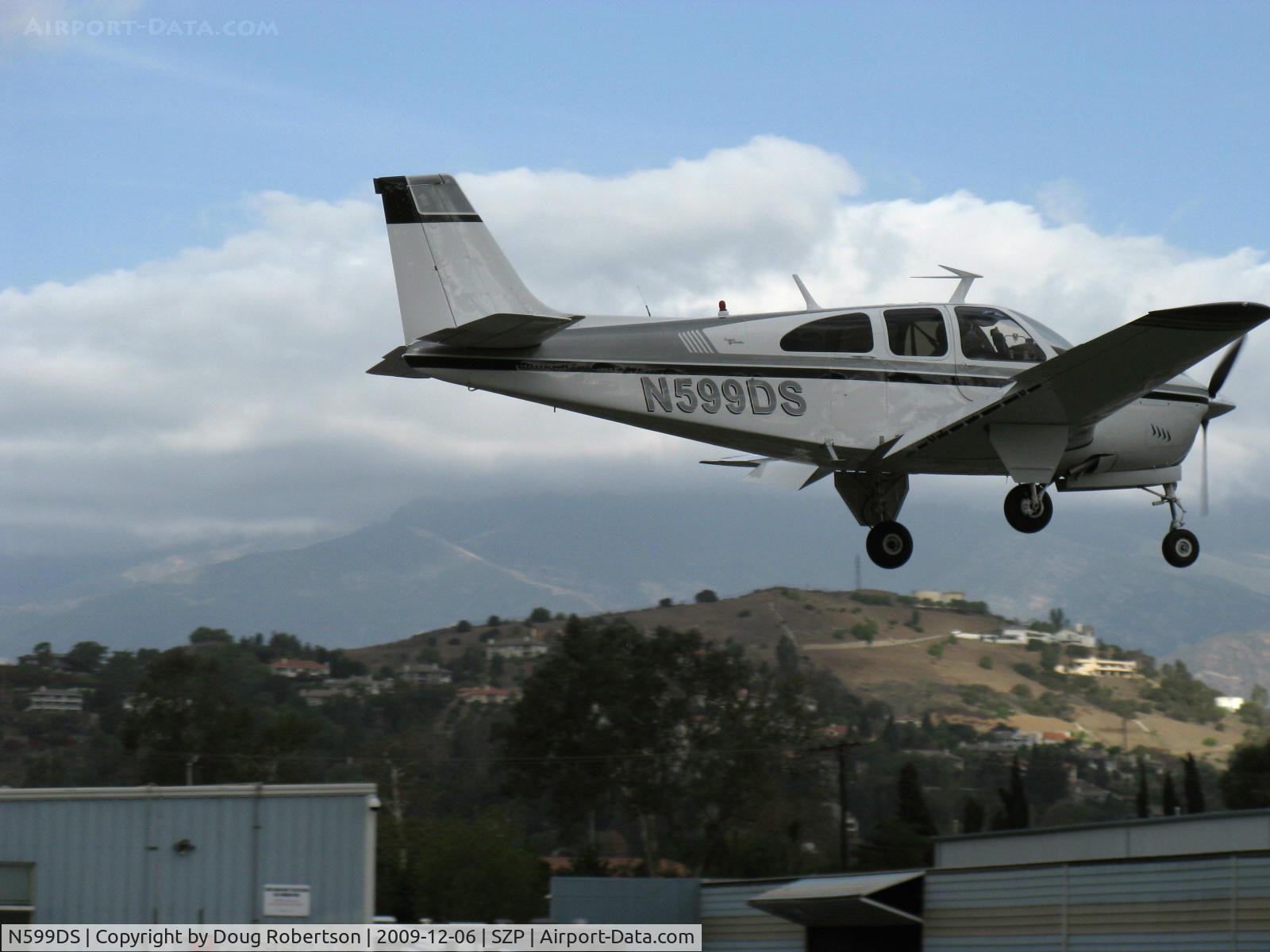 N599DS, 1967 Beech E33A Bonanza C/N CE-182, 1967 Beech E33A BONANZA, Continental IO-520-B 285 Hp, landing Rwy 04