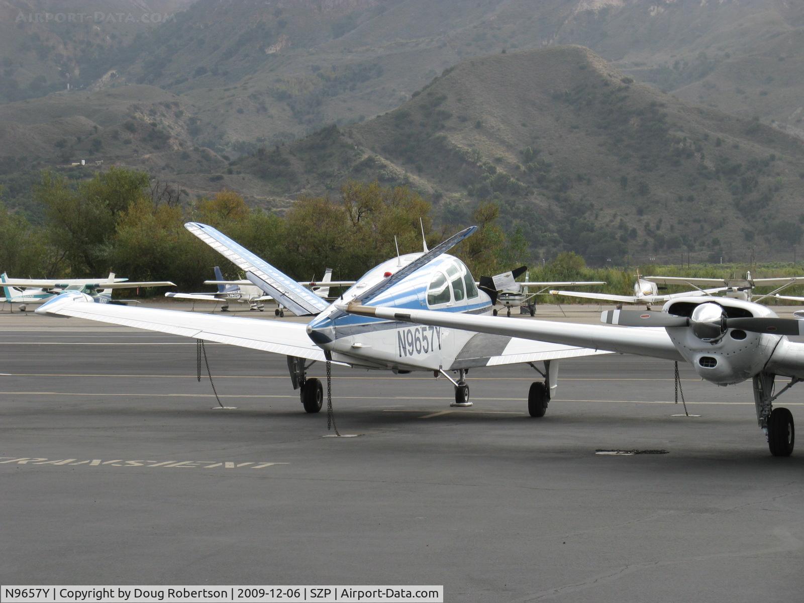 N9657Y, 1962 Beech P35 Bonanza C/N D-7072, 1962 Beech P35 BONANZA, Continental IO-470-N 260 Hp, tip tanks, tri-blade prop, transient parking