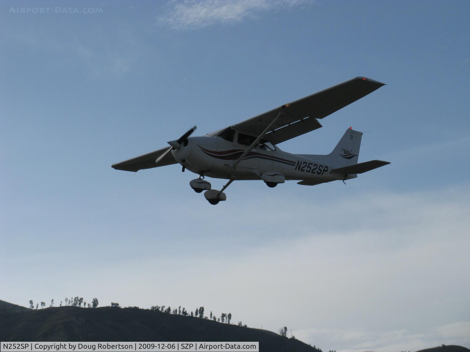 N252SP, 1999 Cessna 172S C/N 172S8228, 1999 Cessna 172S SKYHAWK SP, Lycoming IO-360-L2A 180 Hp, landing Rwy 04