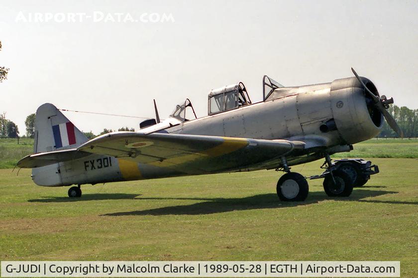 G-JUDI, 1943 North American AT-6D Harvard III C/N 88-14722 (41-33882), North American Harvard III at Old Warden in 1989.