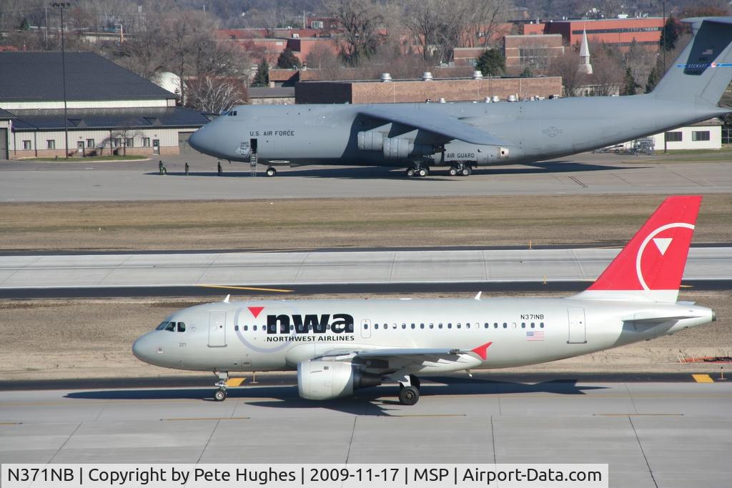 N371NB, 2003 Airbus A319-114 C/N 2095, at MSP