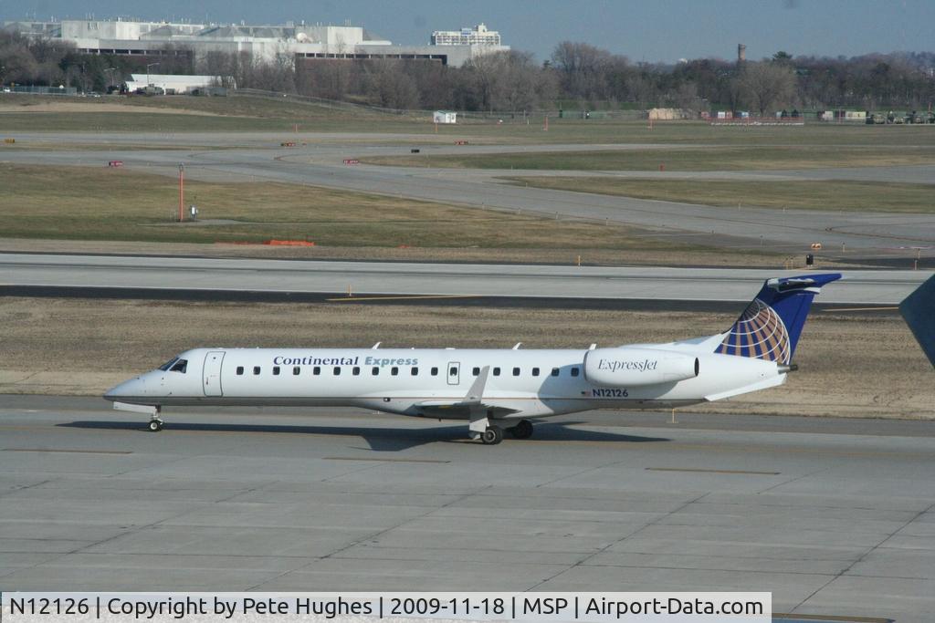 N12126, 2003 Embraer ERJ-145XR (EMB-145XR) C/N 145693, arriving at MSP