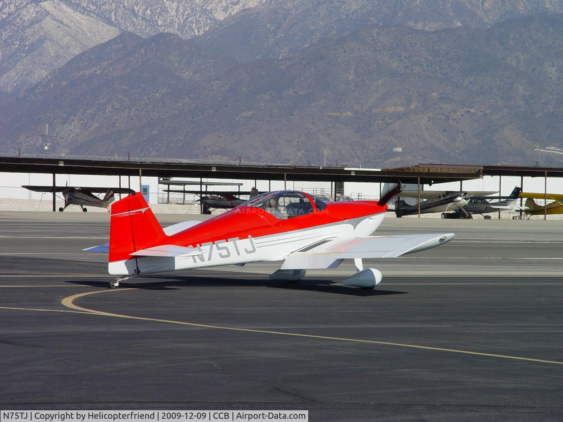 N75TJ, 2003 Vans RV-6 C/N 22633, Taxiing to hanger
