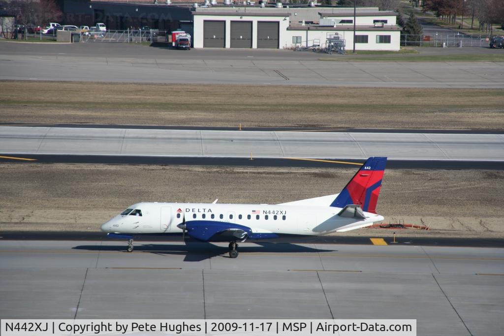 N442XJ, 1998 Saab 340B C/N 340B-442, at MSP, now in DL colours