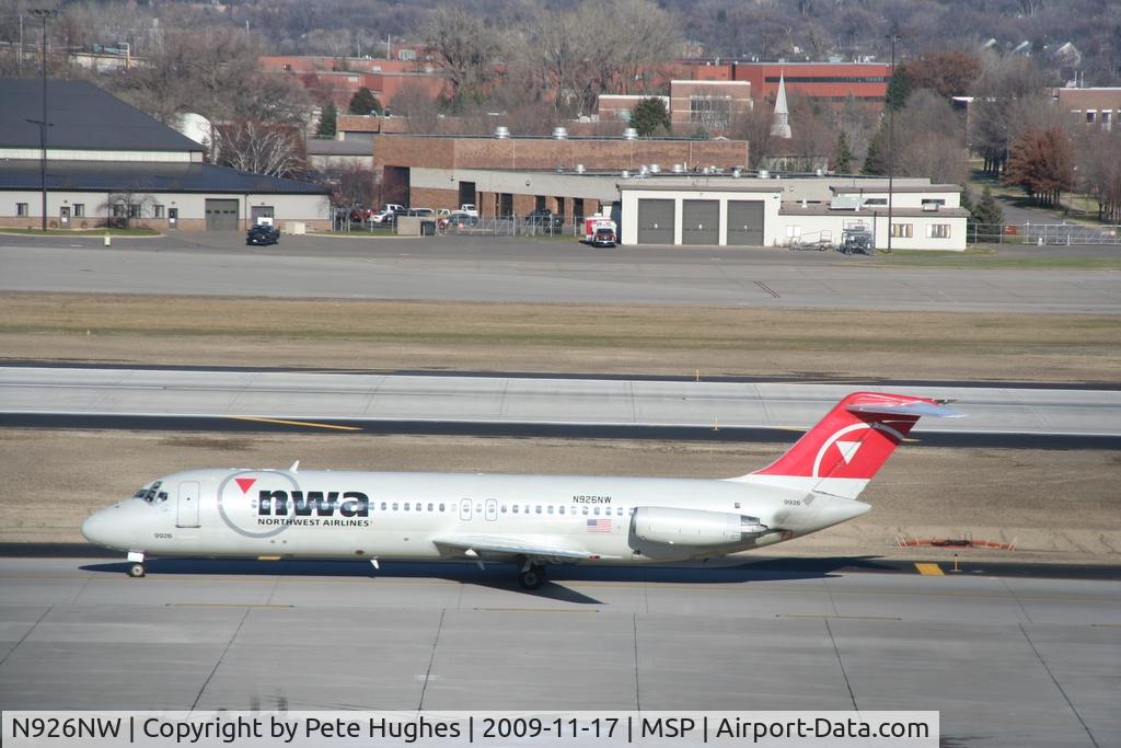 N926NW, 1970 Douglas DC-9-32 C/N 47425, at MSP