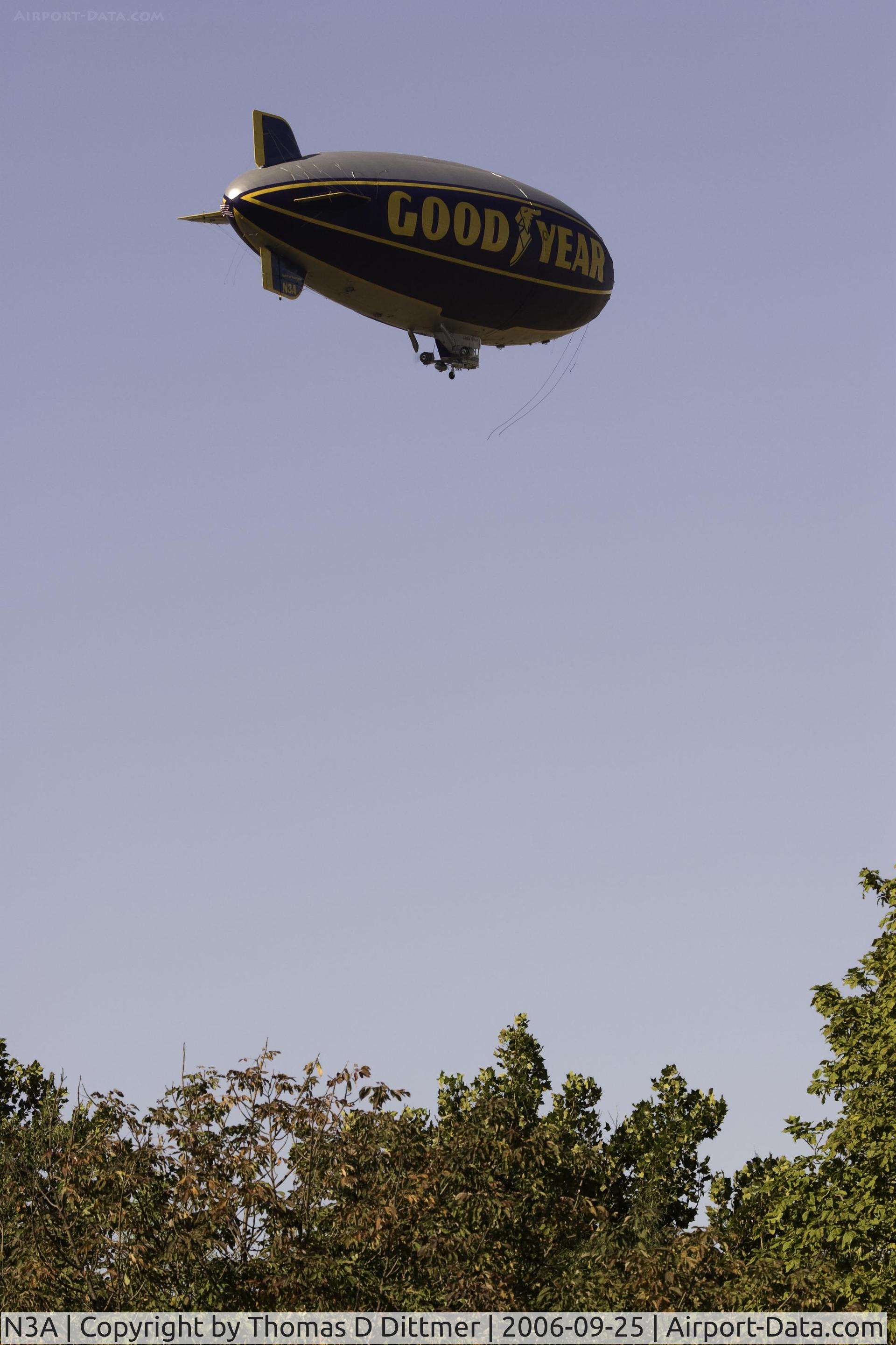 N3A, 1976 Goodyear GZ-20A C/N 4118, Goodyear Blimp (N3A) enroute
