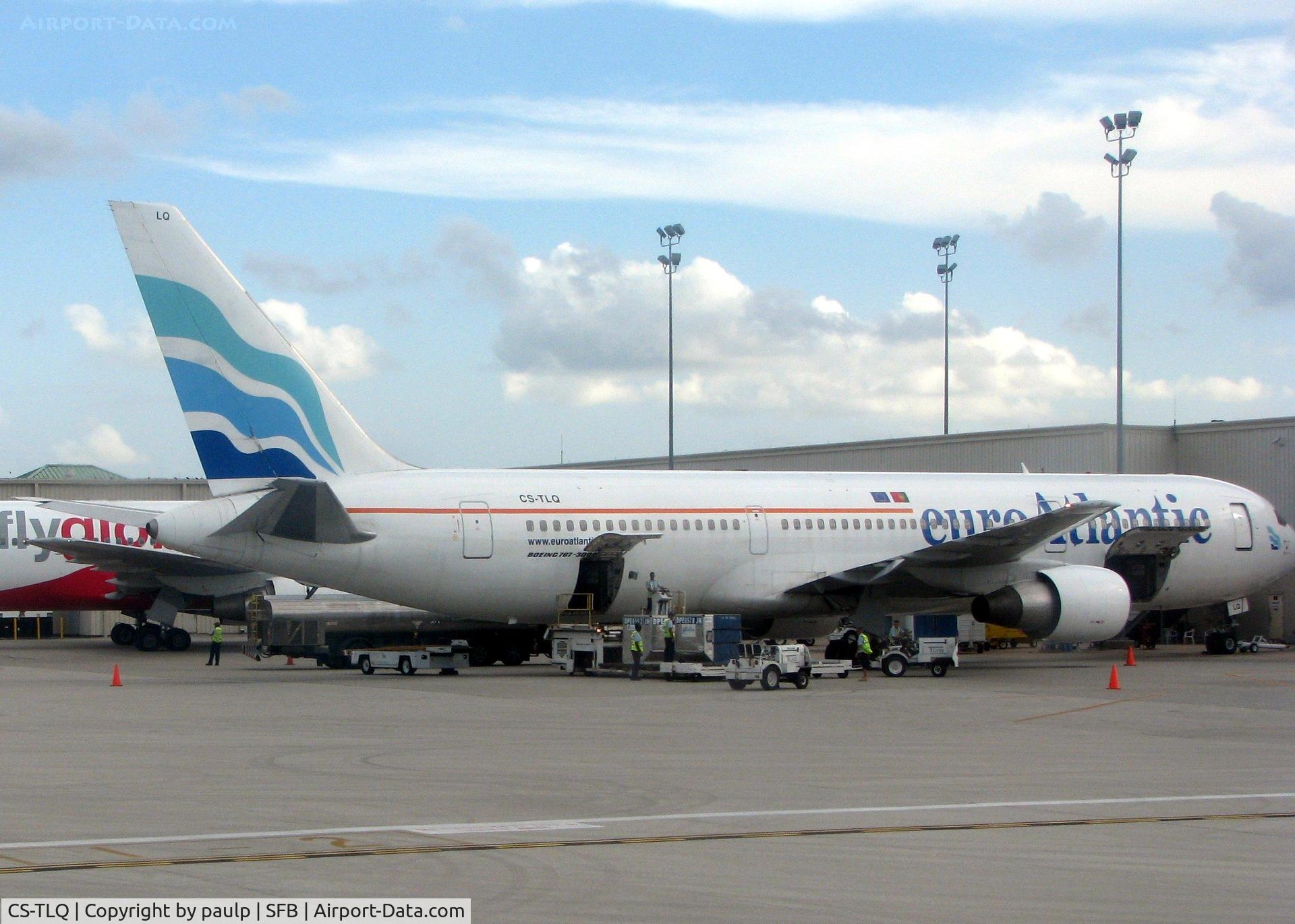 CS-TLQ, 1993 Boeing 767-3Y0/ER C/N 26205, Quick turnaround and then back to England.