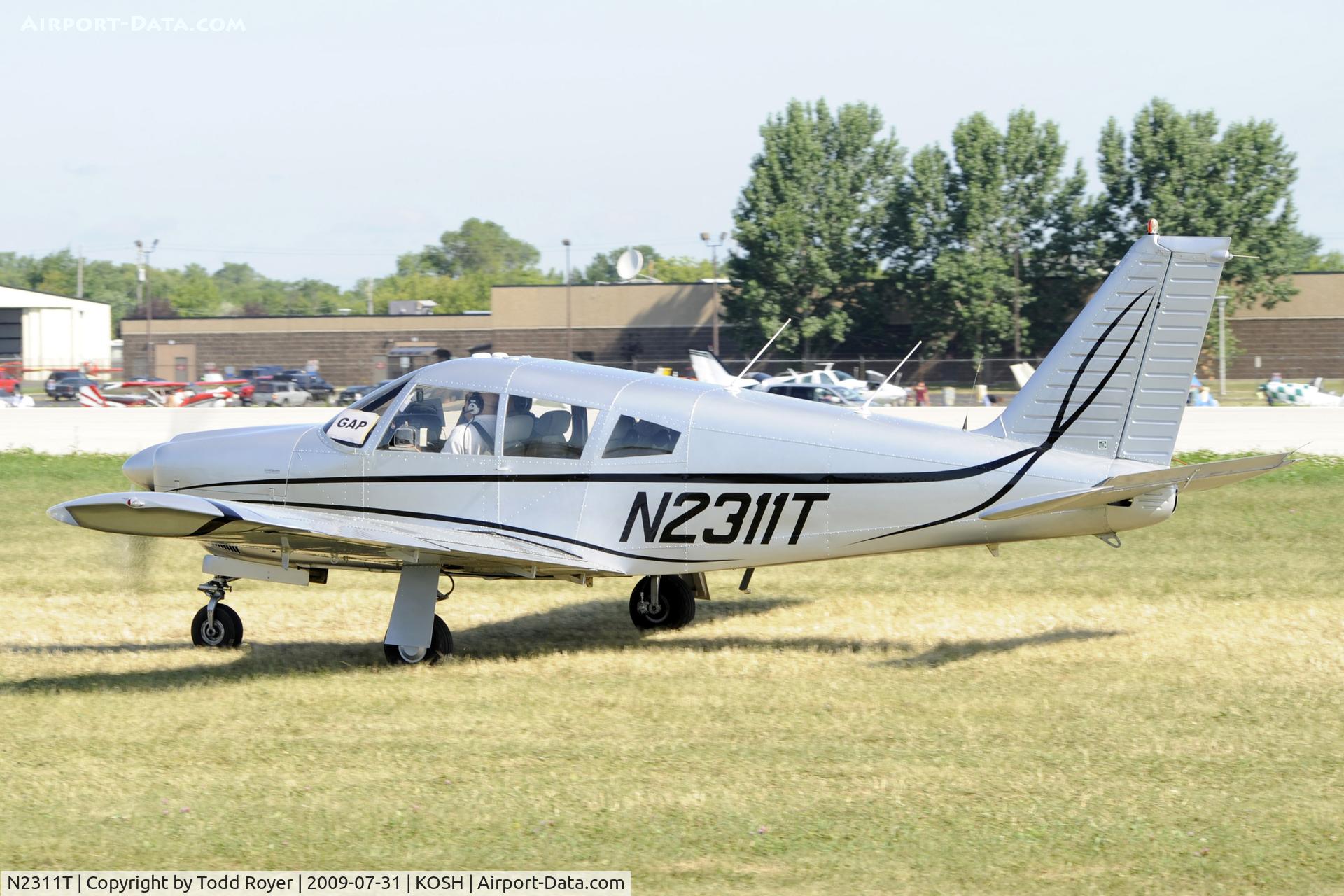 N2311T, 1971 Piper PA-28R-200 C/N 28R-7135197, EAA AIRVENTURE 2009