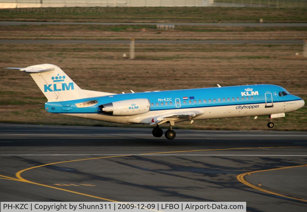 PH-KZC, 1996 Fokker 70 (F-28-0070) C/N 11566, Landing rwy 14R