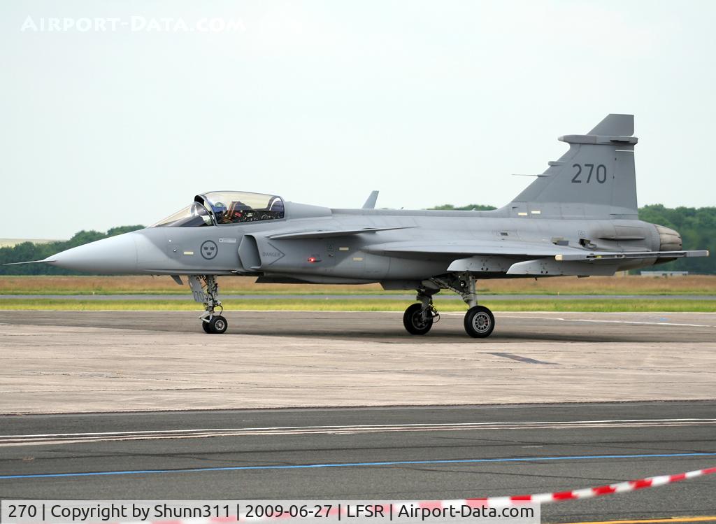 39270, Saab JAS-39C Gripen C/N 39270, Used as a demo aircraft during LFSR Airshow 2009