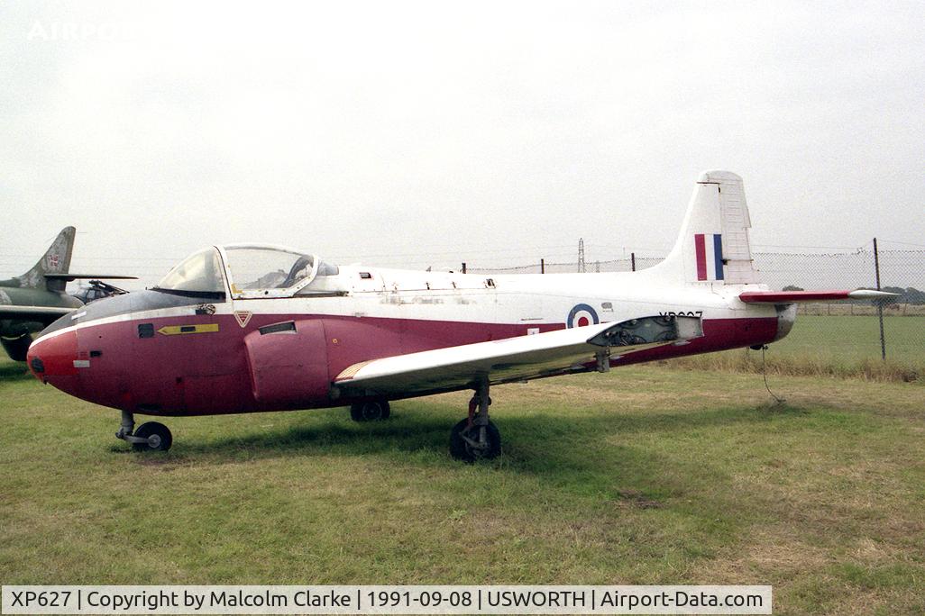 XP627, BAC 84 Jet Provost T.4 C/N PAC/W/16899, BAC 84 Jet Provost T4 at The NE Aircraft Museum, Usworth, UK in 1991.