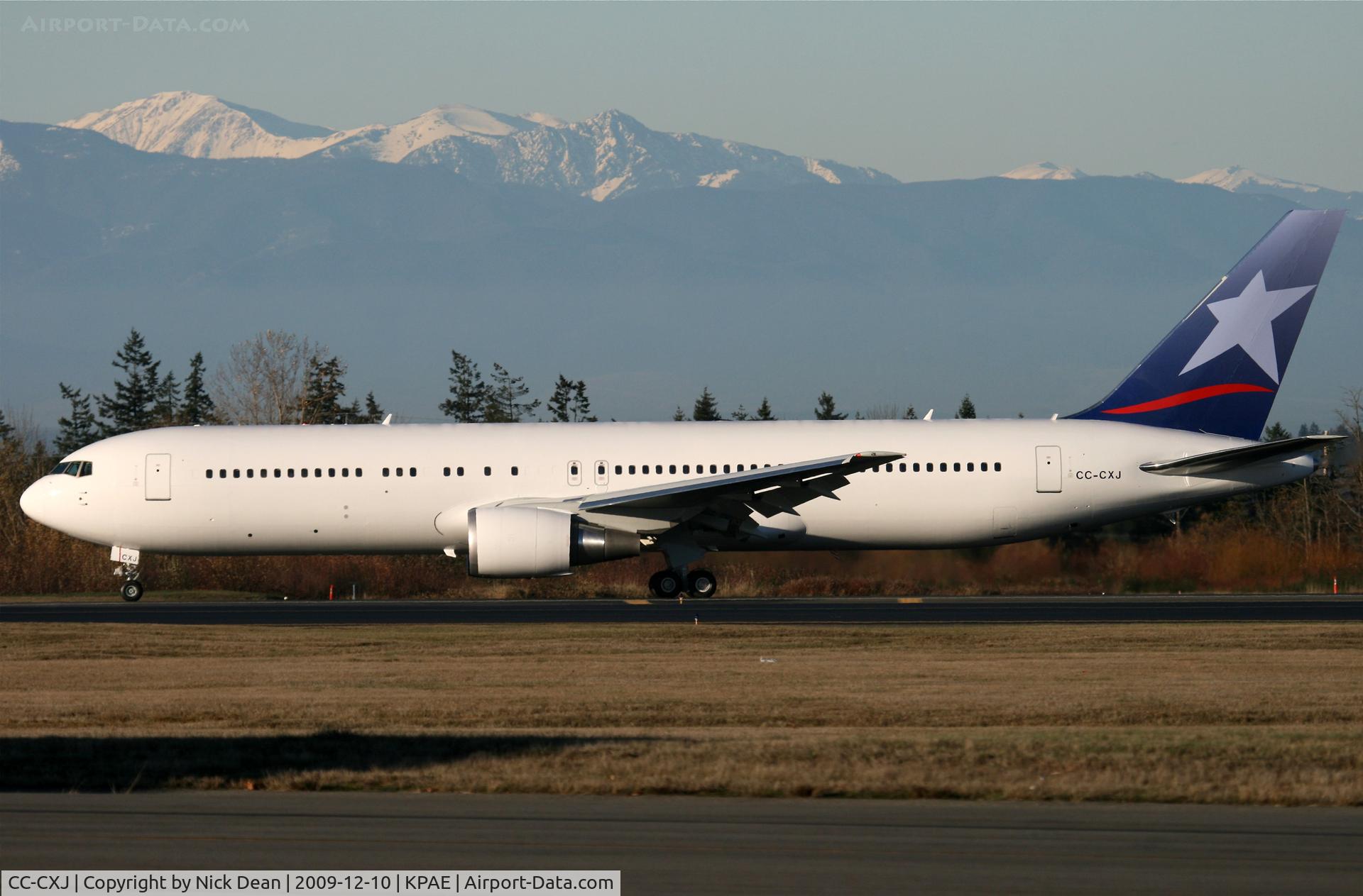 CC-CXJ, 2009 Boeing 767-316/ER C/N 37801, KPAE (My 4000th new frame this year) Boeing 924 taxying on Alpha for the 16L departure after 2 aborted attempts at first flight yesterday.
