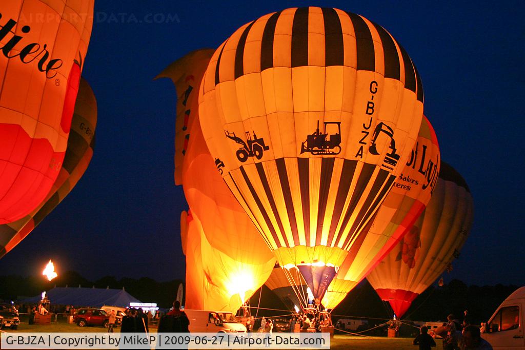 G-BJZA, 1982 Cameron Balloons N-65 C/N 820, 2009 Night Glow at Capesthorne Hall, Cheshire.