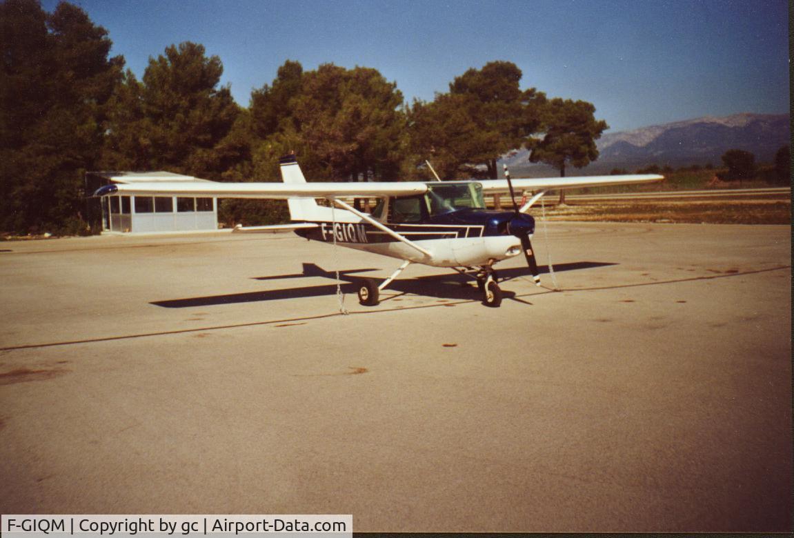 F-GIQM, Reims F152 C/N 152-80306, le Castellet airport 1999