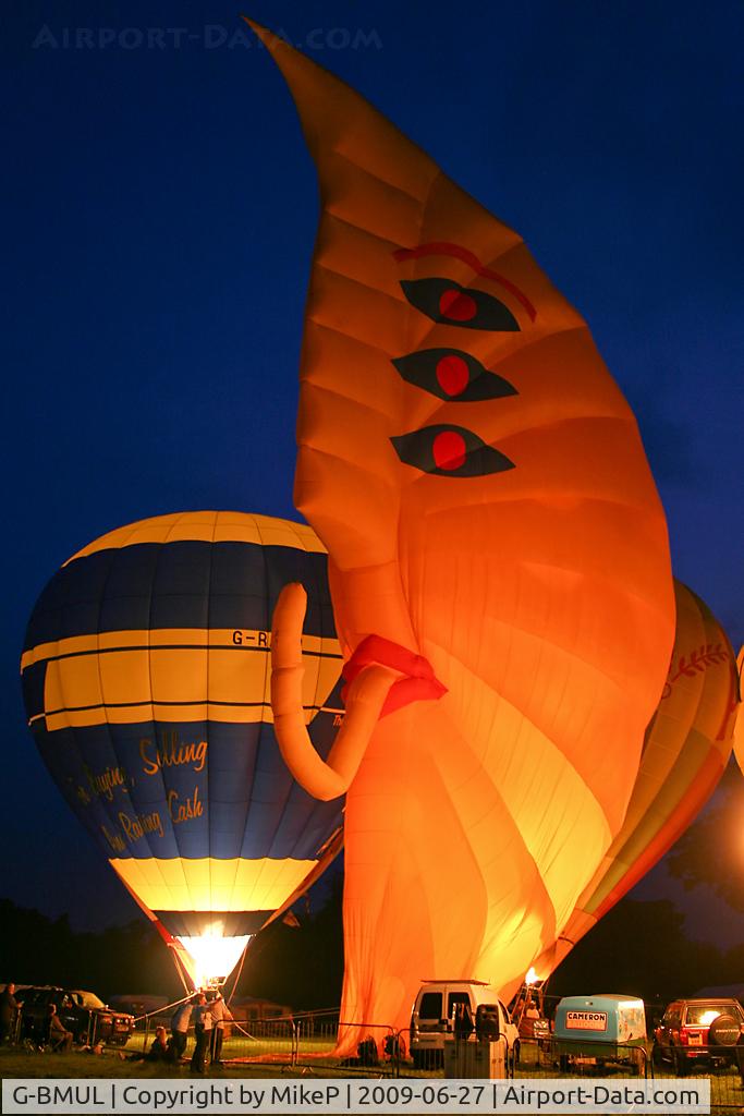 G-BMUL, 1986 Thunder And Colt Ltd COLT KINDERMOND C/N 837, 2009 Night Glow at Capesthorne Hall, Cheshire.