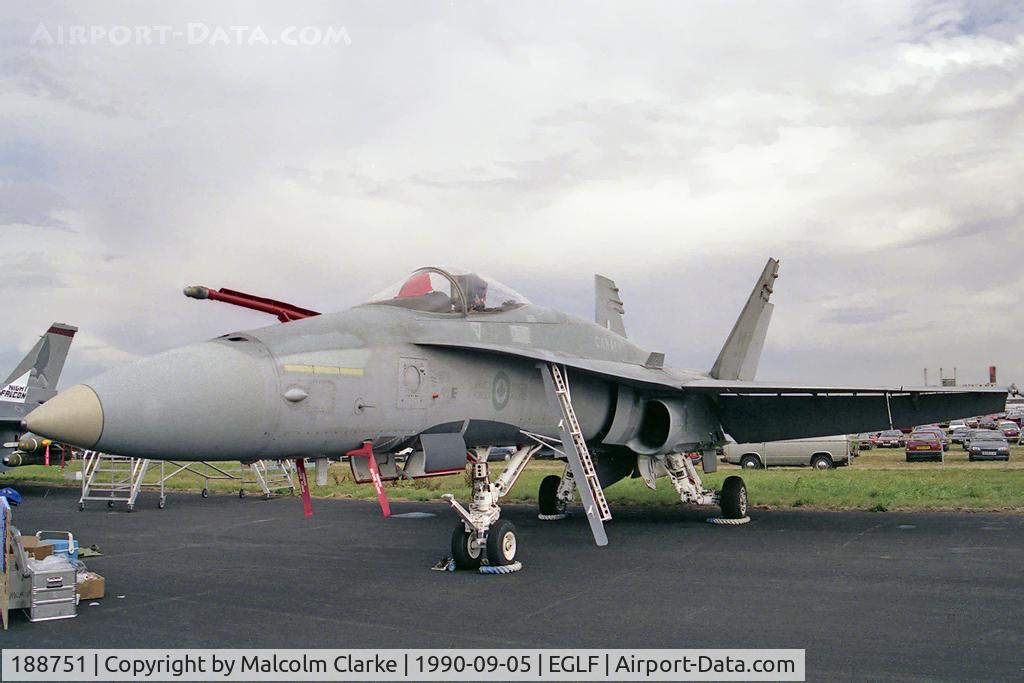 188751, McDonnell Douglas CF-188A Hornet C/N 0362/A303, McDonnell Douglas CF-188A Hornet at Farnborough in 1990.
