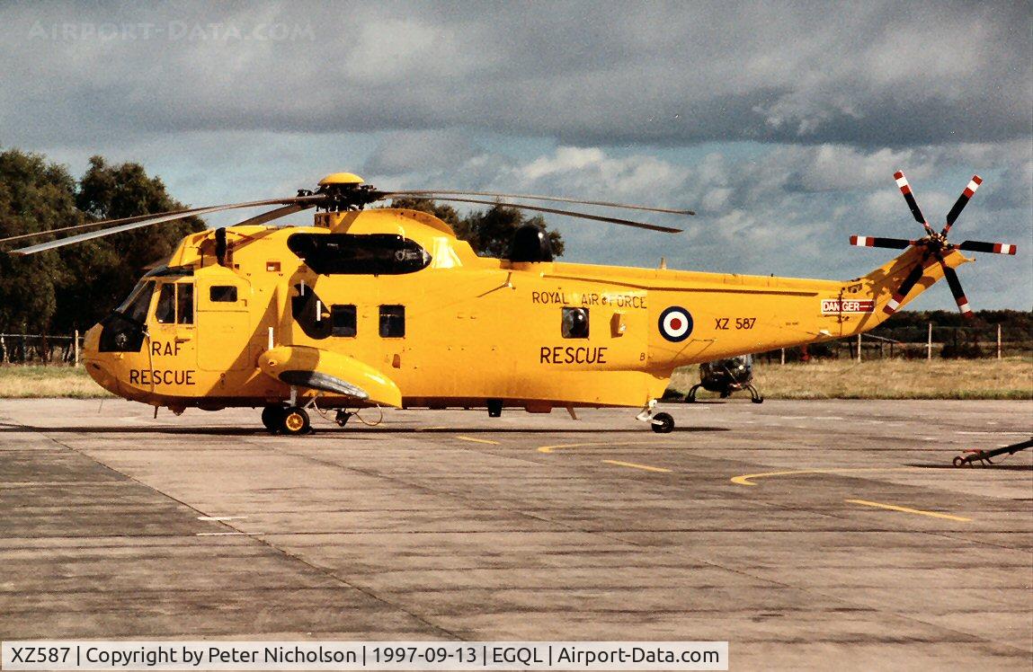 XZ587, 1977 Westland Sea King HAR.3 C/N WA853, Sea King HAR.3, callsign Rescue 137, of 202 Squadron at the 1997 RAF Leuchars Airshow.