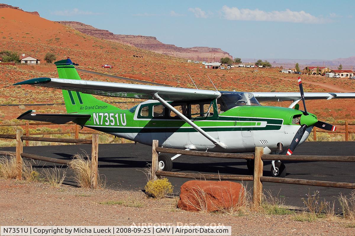 N7351U, 1977 Cessna T207A Turbo Stationair 7 C/N 20700415, At Monument Valley