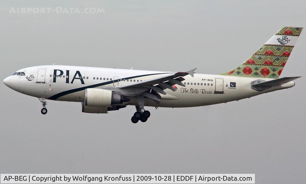 AP-BEG, 1992 Airbus A310-308 C/N 653, PIA