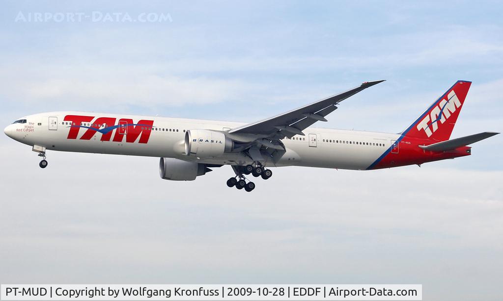 PT-MUD, 2008 Boeing 777-32W/ER C/N 37667, TAM