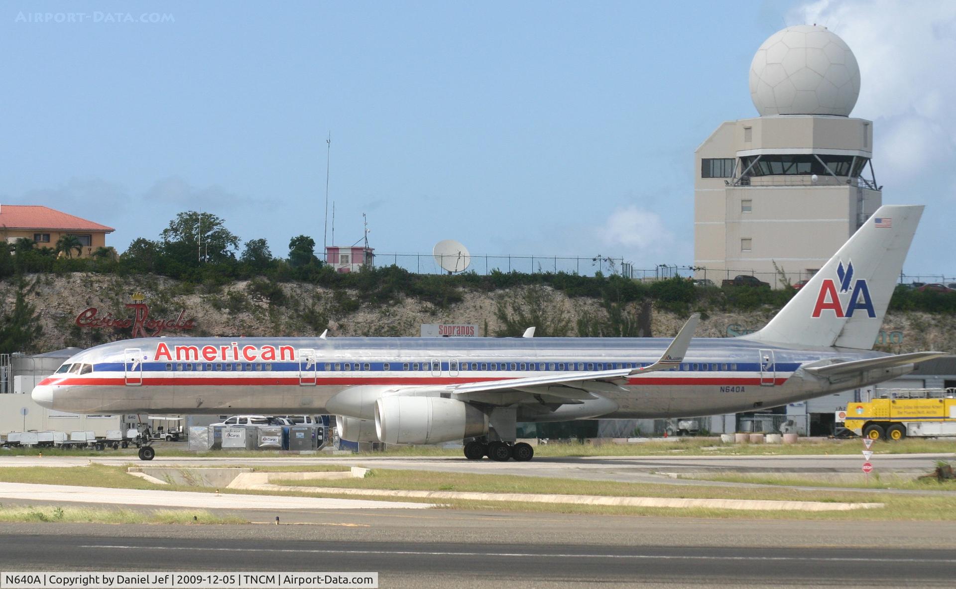 N640A, 1991 Boeing 757-223 C/N 24598, American airlines 757 taxing to the holding point A