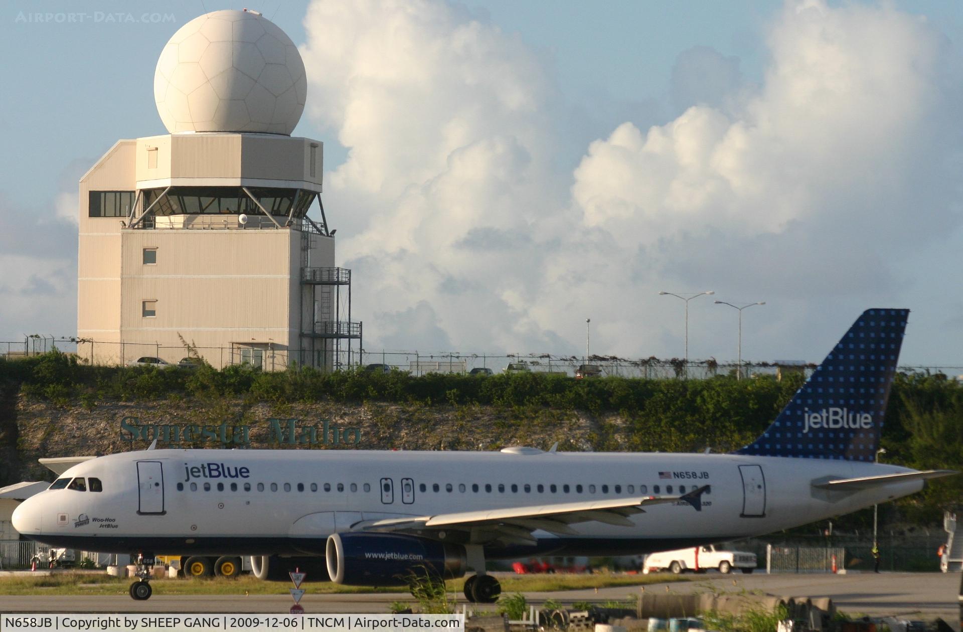 N658JB, 2007 Airbus A320-232 C/N 3150, Jet blue taxing to A