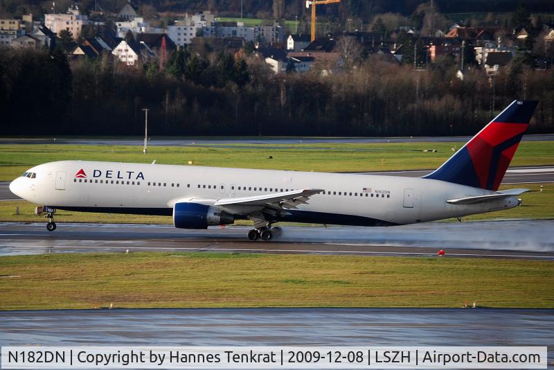 N182DN, 1992 Boeing 767-332/ER C/N 25987, Delta Airlines Boeing 767-300