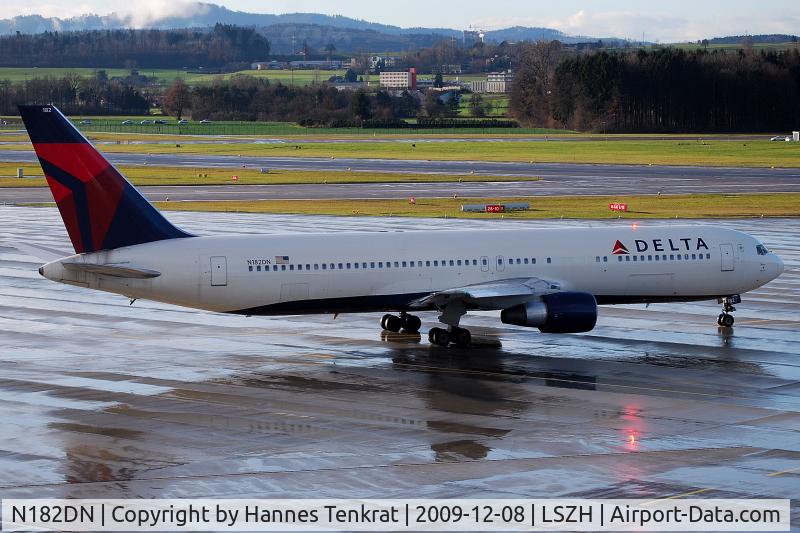 N182DN, 1992 Boeing 767-332/ER C/N 25987, Delta Airlines Boeing 767-300