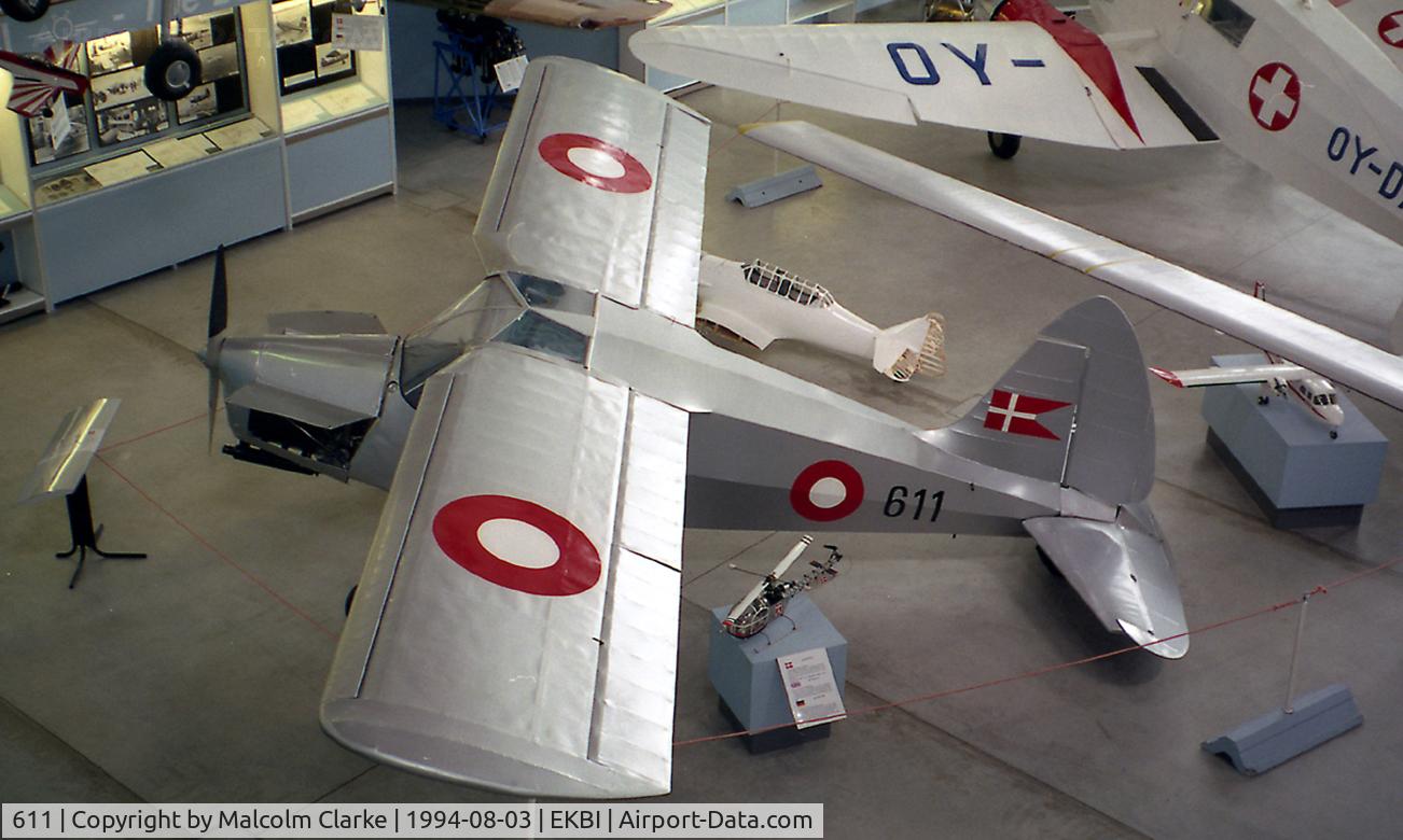 611, 1946 SAI KZ III C/N 50, SAI KZ-3 at Mobillium, Billund, Denmark in 1994.