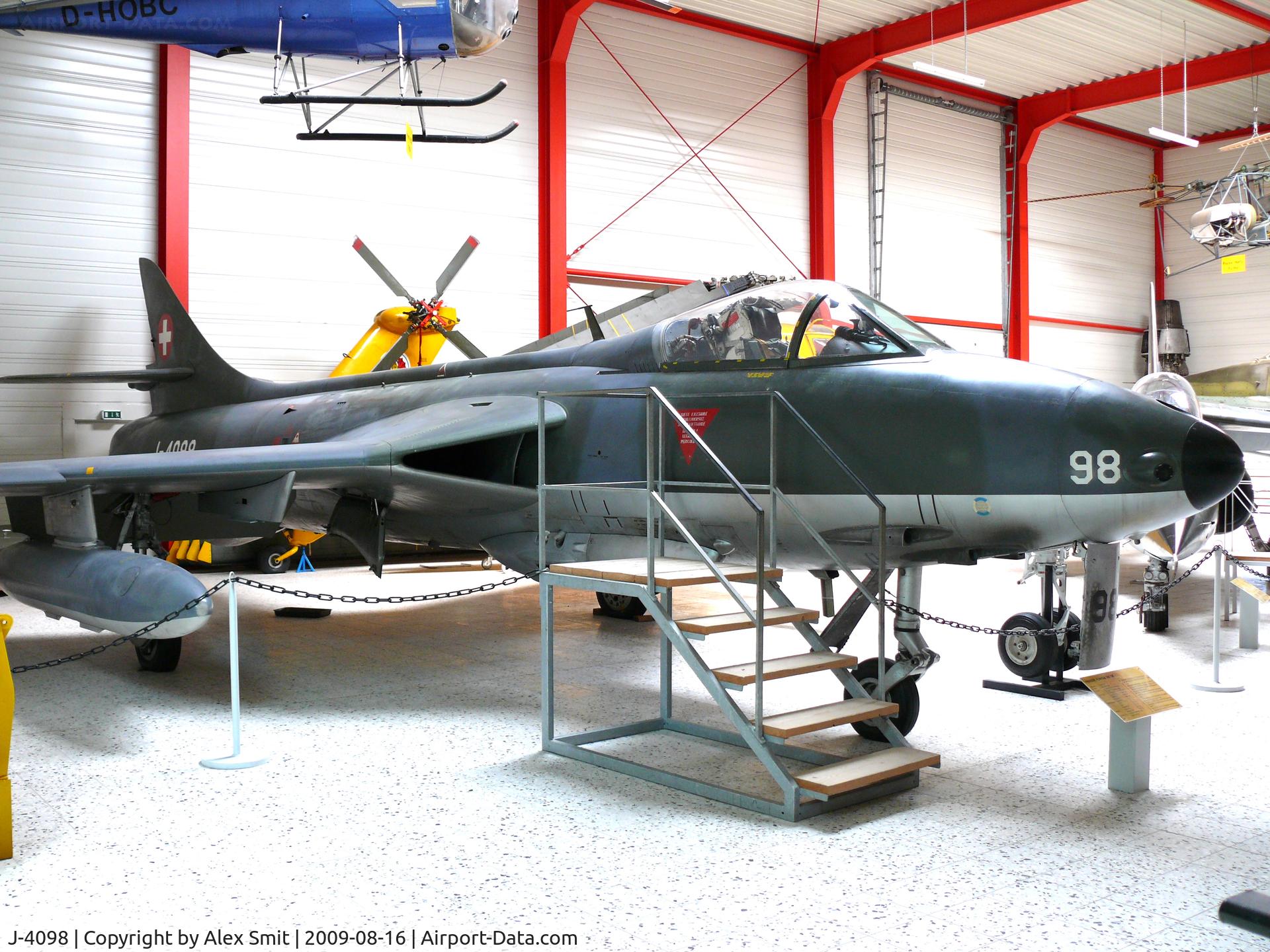 J-4098, Hawker Hunter F.58 C/N 41H-497465, Hawker Hunter F58 J-4098 Swiss Air Force int her Hermerskeil Museum Flugausstellung Junior