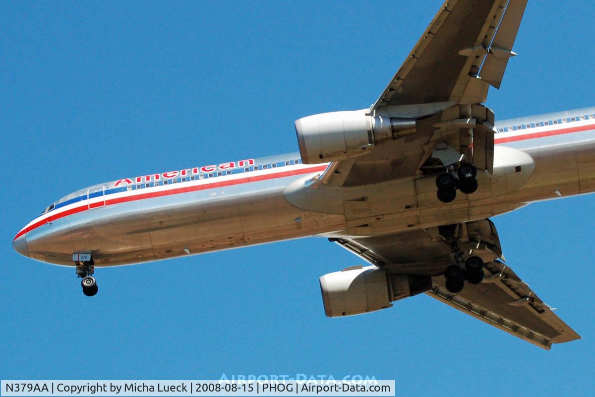 N379AA, 1993 Boeing 767-323/ER C/N 25448, At Maui