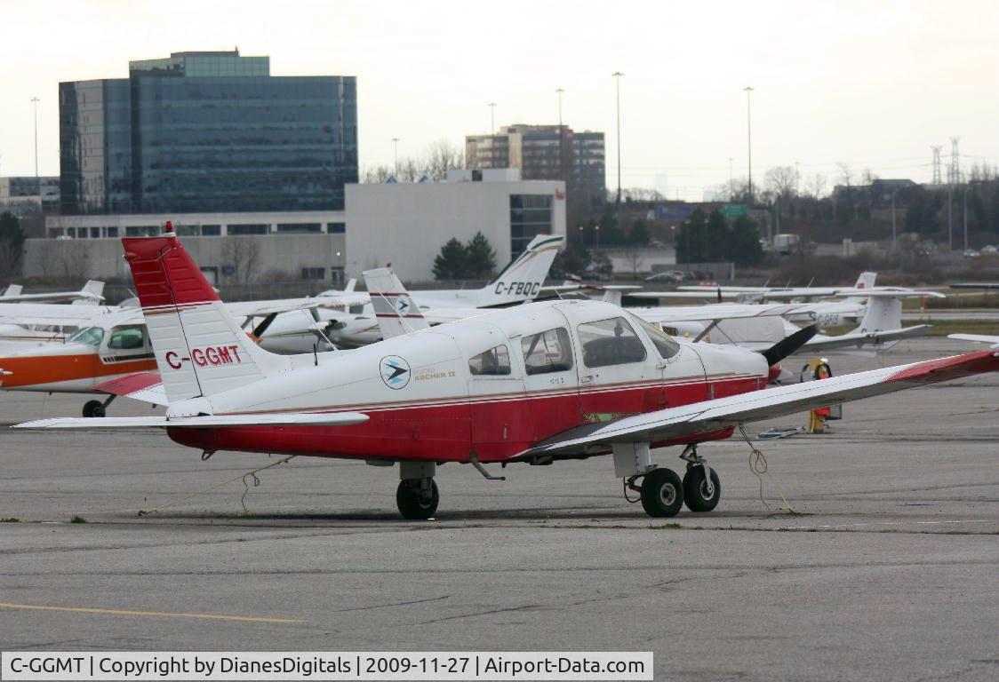 C-GGMT, 1979 Piper PA-28-181 C/N 28-7990031, Buttonville