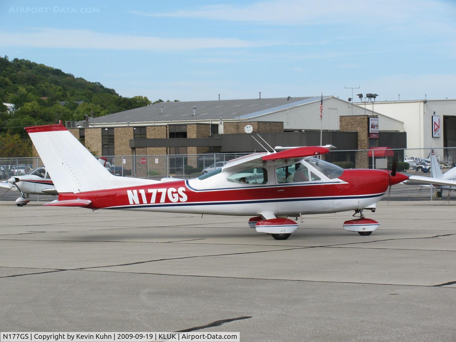 N177GS, 1972 Cessna 177B Cardinal C/N 17701845, Appropriate colors for a Cardinal