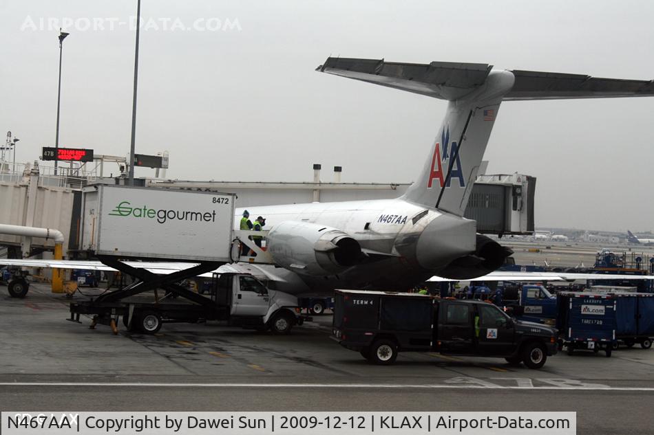 N467AA, 1988 McDonnell Douglas MD-82 (DC-9-82) C/N 49597, lax