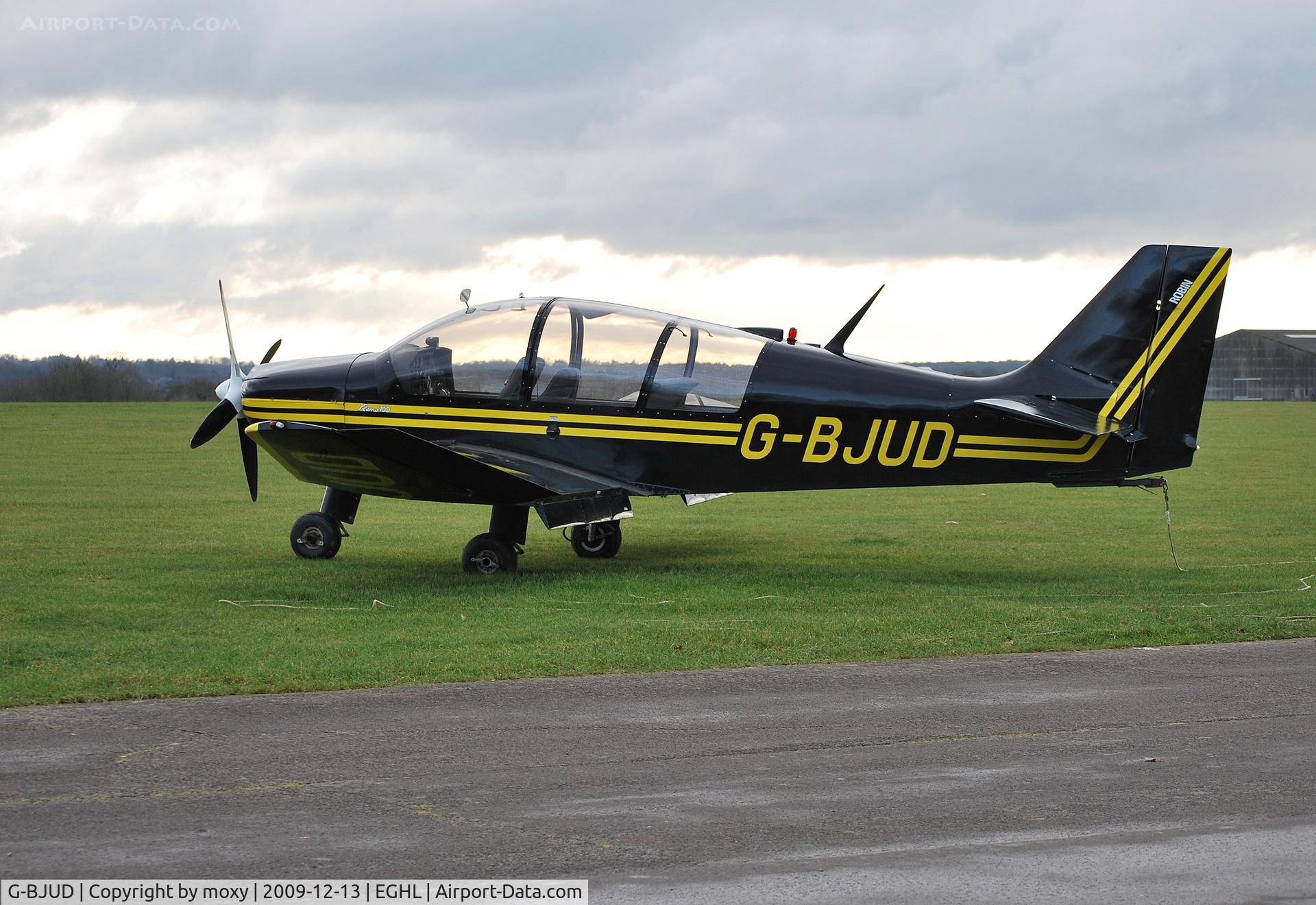 G-BJUD, 1973 Robin DR-400-180R Remorqueur Regent C/N 870, Lasham resident glider tug